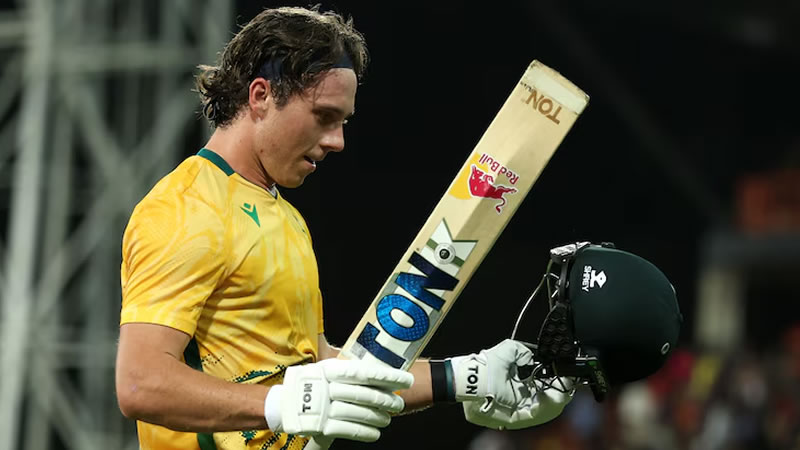 Dewald Brevis Lights Up SA vs AUS 3rd T20I with Roof-Clearing Six